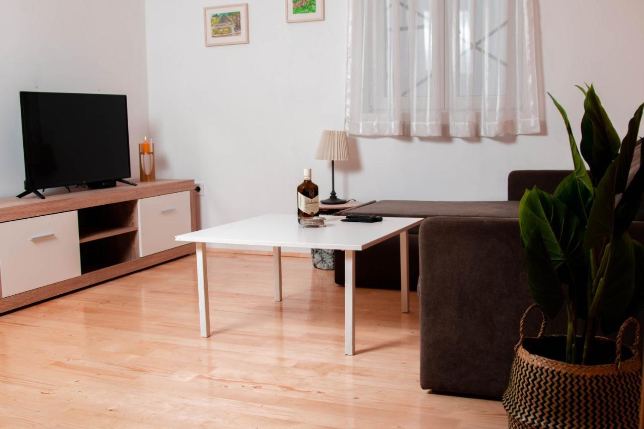 זבליאק Apartments Marta מראה חיצוני תמונה